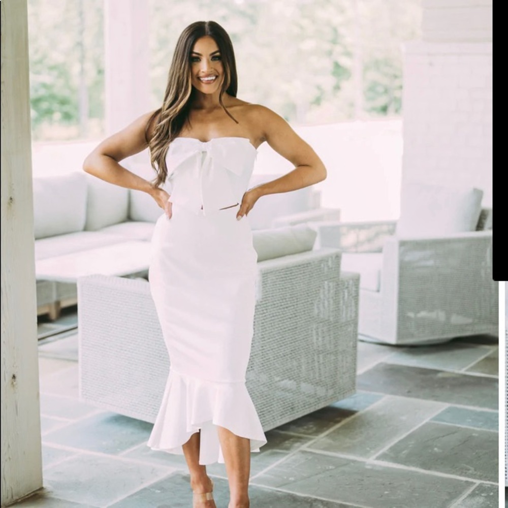 These Three Boutique Bow front white mermaid dress
